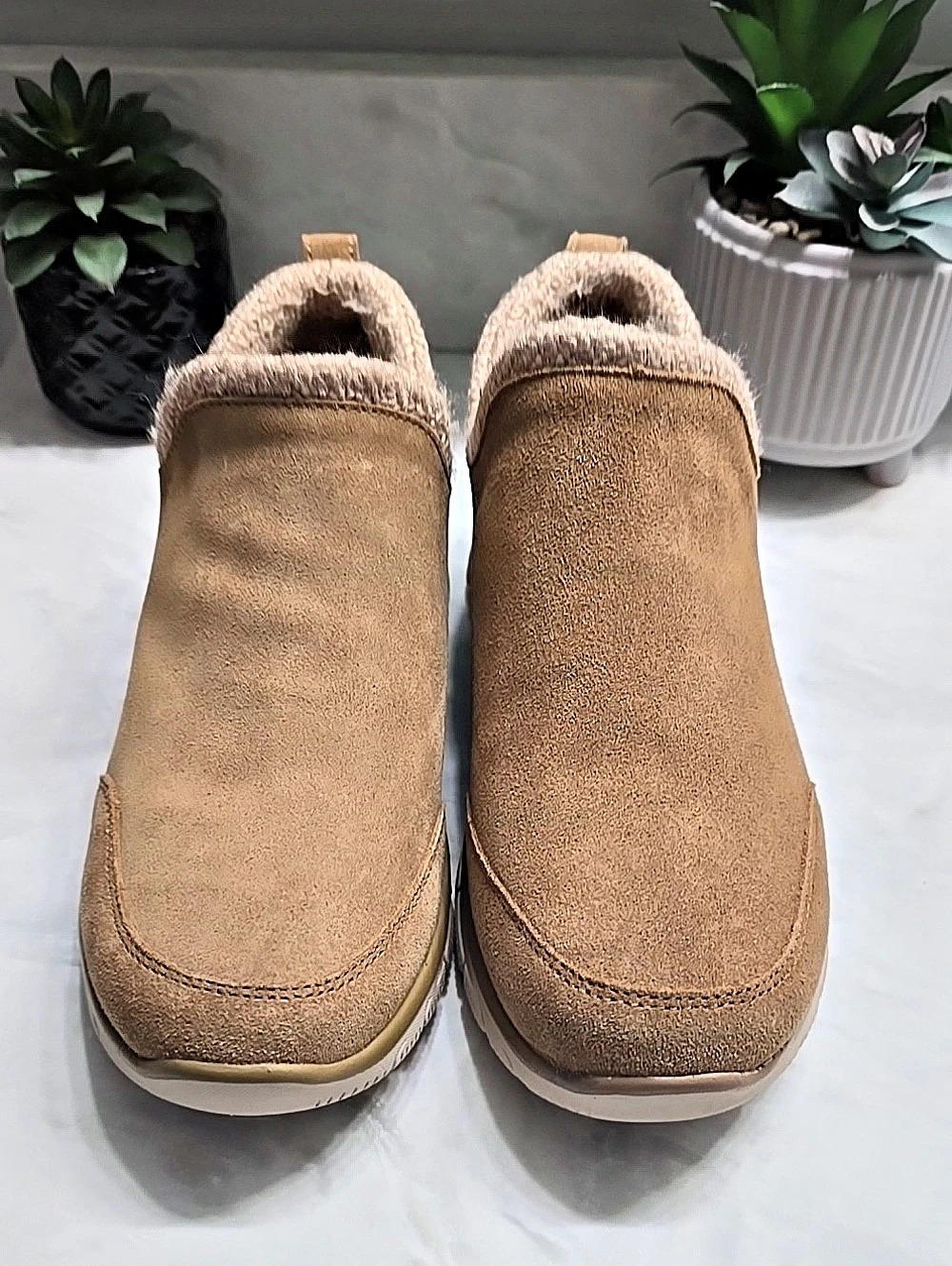 Skechers Women's Slip-On Faux Suede Mule in Tan SIZE 7
